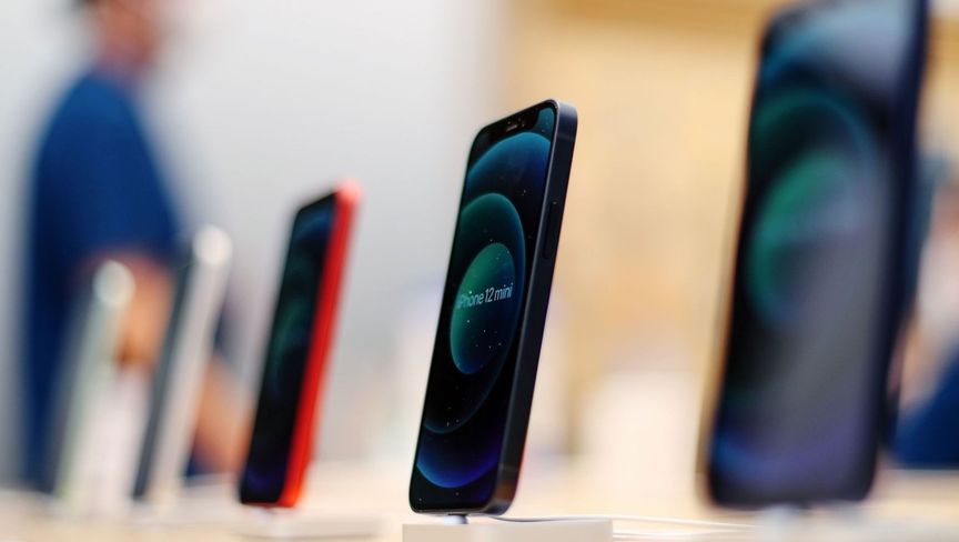 مصر تفرض قيوداً على الهواتف المستوردة لدعم التصنيع المحلي والتصدير