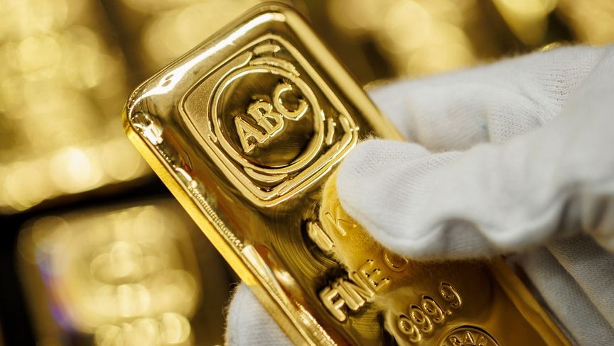 الذهب يكسر الحدود مجدداً.. سعر الأونصة يتجاوز 3400 دولار