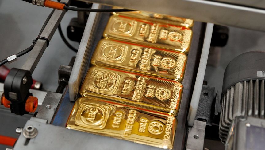 سعر الذهب يواصل مساره الهابط وسط تراجع الرهانات الصعودية