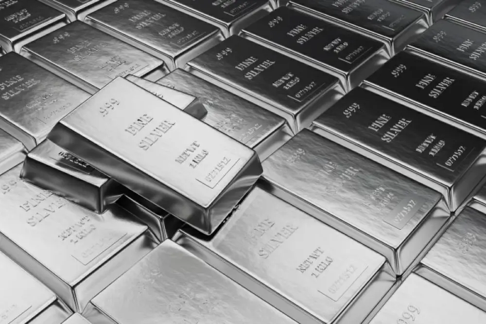 عاجل| الفضة تهوي بأكثر من 4% تحت ضغط الدولار والنفط