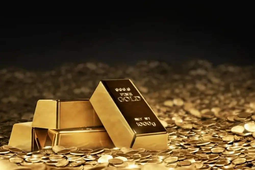 أسعار الذهب تواصل الهبوط متأثرة بقوة الدولار وعوائد السندات